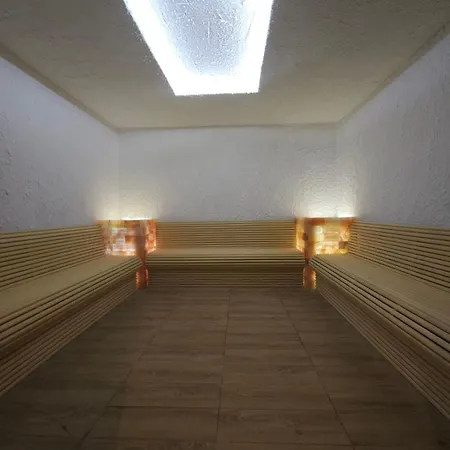 Tontic Lux Hill 53 Apartment